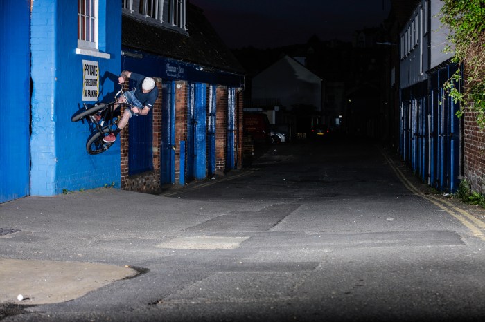 amos burke wallride